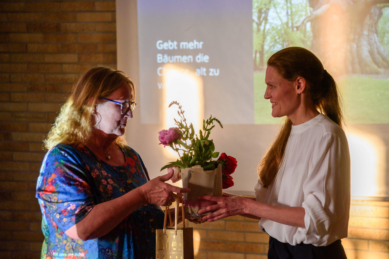 Pressemitteilung: Licht und Schatten – Waldfotografie hautnah